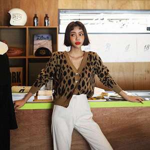 <span class=keywords><strong>Pull</strong></span> femme léopard, à manches longues, col en v, boutons simples, <span class=keywords><strong>pull</strong></span> tricoté, Cardigans, <span class=keywords><strong>tendance</strong></span> 2020 - Product Image 4