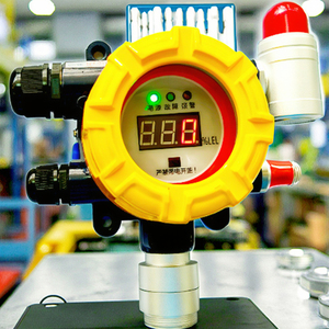 เครื่องตรวจจับก๊าซไวไฟแบบจุด รุ่น GTYQ-DST-100 สำหรับอุตสาหกรรมและพาณิชย์ พร้อมการป้องกันเปลือกหุ้มระดับ IP66 - Product Image 1