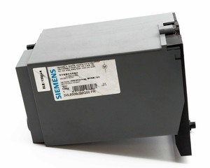 Disjoncteur 3VL-3MQ00 FR <span class=keywords><strong>E</strong></span> 02 <span class=keywords><strong>220</strong></span> à 250V pour entraînement de moteur avec fonction de mémoire pour armoire électrique - Product Image 4