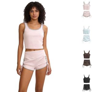 Ensemble de sport pour femme : Leggings de yoga taille haute et haut court pour un soutien complet pendant l'exercice - Product Image 1