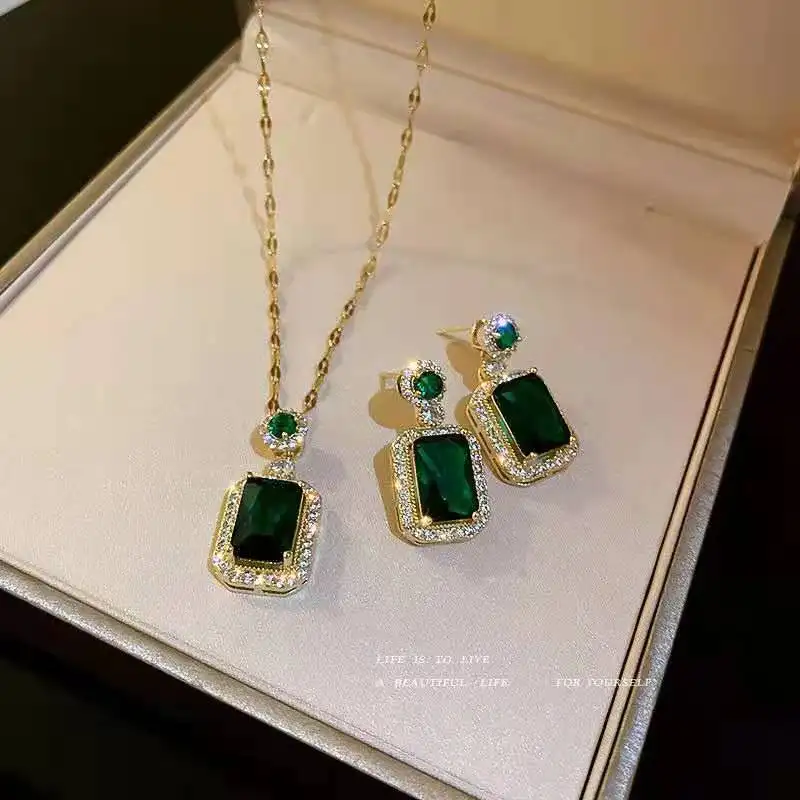 Fashion rasa kalung manik-manik zamrud desain baru desain kubik hijau Set kalung zirkonia