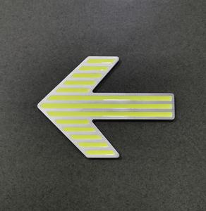 Yüksek kaliteli fotolüminesan ok işaretleri karanlık alüminyum gravür ok emniyet işaretleri - Product Image 1