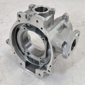 ผู้ผลิตขายึดอะลูมิเนียมหล่อขึ้นรูป ADC12 แบบกำหนดเองตามแบบ OEM สำหรับชิ้นส่วนโครงสร้างอุตสาหกรรมและอุปกรณ์ - Product Image 4