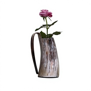 Vase en corne de buffle fait main, artisanat naturel, porte-fleurs poli pour la décoration de la maison - Product Image 1