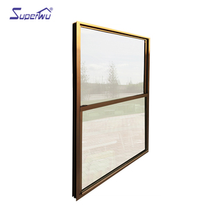 <span class=keywords><strong>Prix</strong></span> <span class=keywords><strong>d</strong></span>'usine Fenêtre coulissante verticale en verre à <span class=keywords><strong>double</strong></span> <span class=keywords><strong>vitrage</strong></span> en aluminium de couleur dorée personnalisée Fenêtre à guillotine simple - Product Image 4