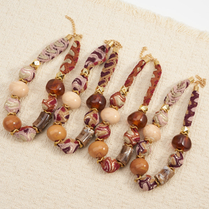 Collana con Perline in Resina Stile Maillard <span class=keywords><strong>per</strong></span> Donne, Ciondolo Colorato Sfumato, Gioiello Regolabile a Strati <span class=keywords><strong>per</strong></span> Uso Quotidiano - Product Image 3
