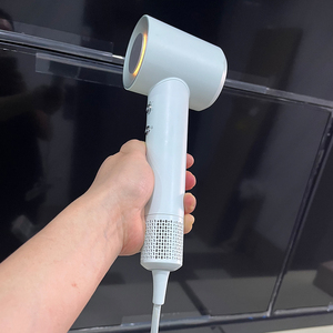Secador de Pelo Profesional de 1600W, Alta Velocidad 110000 RPM, Venta al por Mayor, en Stock, Secador Eléctrico para Hogar y Hotel, Bajo Ruido - Product Image 3