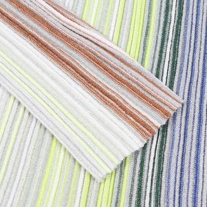 Vestido de Punto Tejido a Rayas de Manga Larga con Cuello en V Verde Claro Elegante para Mujer, Corte Regular, Control de Abdomen, Largo Midi - Product Image 3