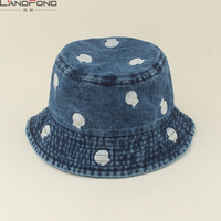 Cappello da sole estivo traspirante in denim lavato per bambini Landfond con ricamo marino a forma di stella marina, conchiglia e granchio
