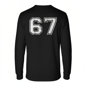 Maglietta a maniche lunghe da allenamento per squadre sportive, modello vintage distressed, numero 67 - Product Image 2