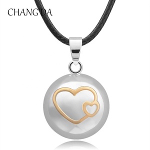 Doble corazones blanco campana Bola bolas armonía para bebé embarazada colgante, collar de Angel de llamadas - Product Image 1