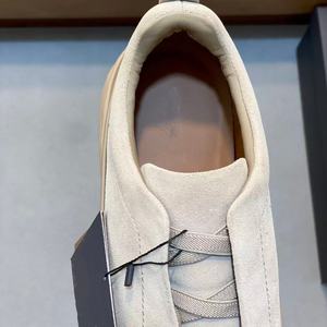 Chaussures de basket tendance de style designer, beige, minimalistes, à bout fermé, luxueuses, polyvalentes, en cuir véritable, à lacets - Product Image 3