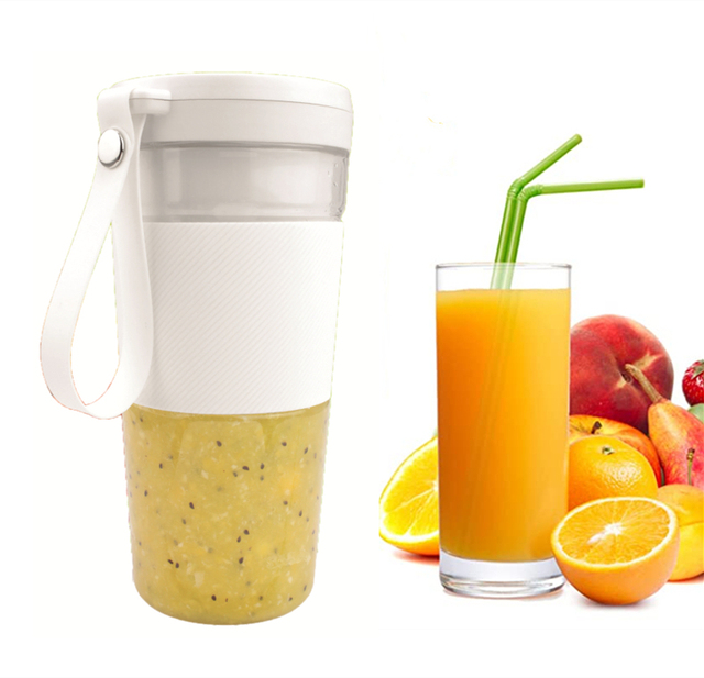 High Quality Mini Portable Rechargeable Blender with USB & Manual Power Household & Car Use Fruit Juicer