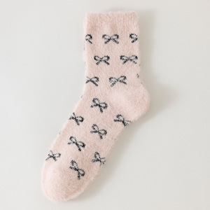 รองเท้าแตะขนฟูนุ่มสำหรับผู้หญิง, ถุงเท้าใส่ในบ้านใส่ในฤดูหนาว - Product Image 4