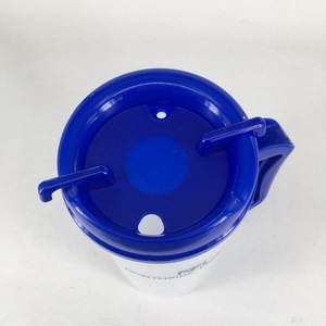 Taza de Viaje de Plástico de Doble Pared con Aislamiento de 32 Onzas, con Tapa y Pajita - Product Image 4