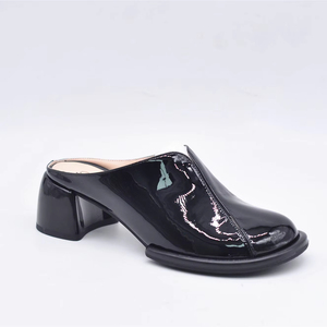 2025 vendita calda tacchi medi sandali da <span class=keywords><strong>donna</strong></span> estate nuovi muli pantofole per le signore di alta qualità punta tonda Slip-On <span class=keywords><strong>argento</strong></span> <span class=keywords><strong>scarpe</strong></span> - Product Image 1