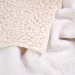 <span class=keywords><strong>Tela</strong></span> Polar no fácil <span class=keywords><strong>de</strong></span> deformar, tejido <span class=keywords><strong>de</strong></span> <span class=keywords><strong>lana</strong></span> <span class=keywords><strong>de</strong></span> felpa suave <span class=keywords><strong>de</strong></span> 100% poliéster para abrigo <span class=keywords><strong>de</strong></span> invierno - Product Image 4