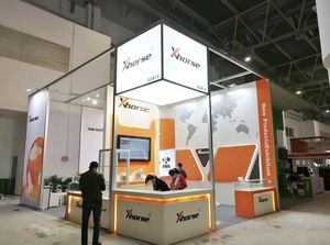 แท่นแสดงสินค้าอลูมิเนียมพร้อมไฟ LED - Product Image 5