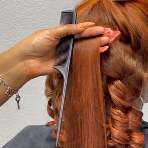 Peine de cola larga para peluquería, accesorio profesional de fibra de carbono resistente al calor con logotipo personalizado - Product Image 2