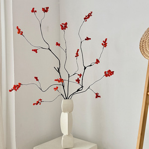 Branches artificielles de baies rouges Yasunobu, en mousse teinte à la main, fruits porte-bonheur, décoration de la maison pour le Nouvel An chinois - Product Image 2
