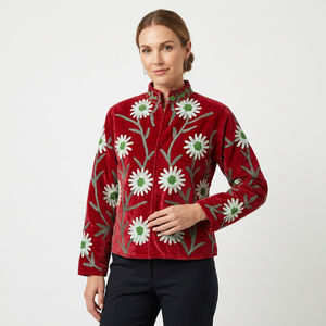 Veste de sport en velours rouge tissé de luxe pour femmes |   Manteau d'hiver style bohème |   Vêtements d'extérieur écologiques haut de gamme - Product Image 1