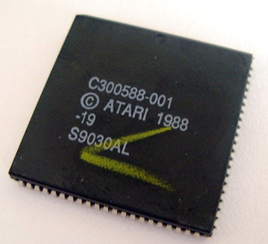 C30058-001 Chip Microcontrolador de 8 Bits S9030AL, Paquete QFP, 5V, ROM Basado en Núcleo 6502, Componente para Consola de Videojuegos - Product Image 1