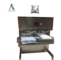 Machine automatique de remplissage bouchage de poche de bavoir aseptique liquide jus de vin rouge eau lait huile d'olive remplissage de sac dans la boîte