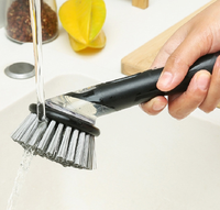 Brosse de nettoyage de cuisine à long manche en PP avec design durable et écologique pour le lavage de la vaisselle et la distribution de savon