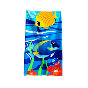 Toalla de Playa HDJ 70x140cm con Estampado de Peces, Poliéster, Uso en Verano, Toalla Rectangular para Adultos y Niños - Product Image 1