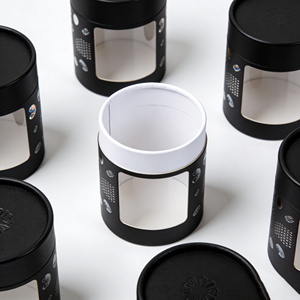 Tubo de cartón cilíndrico redondo personalizado al por mayor, de papel negro con impresión UV para velas, perfumes y cosméticos, con ventana. - Product Image 3