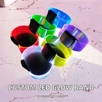 Bracelet lumineux LED magnétique en silicone étanche, gravé au laser, personnalisé, vente en gros d'usine, style antique