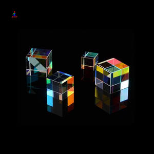 <span class=keywords><strong>Cubo</strong></span> de vidrio óptico hecho a medida Prisma de vidrio coloreado x-cube - Product Image 2
