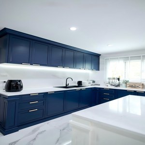Set Completo <span class=keywords><strong>Cucina</strong></span> <span class=keywords><strong>Blu</strong></span> Romantico con Isola, Mobili da <span class=keywords><strong>Cucina</strong></span> Laccati Eco-Friendly, Design Moderno, Armadietti da <span class=keywords><strong>Cucina</strong></span> in Legno Personalizzati - Product Image 2