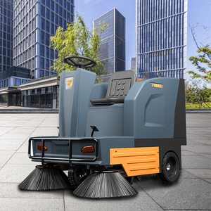 Artificial Grass <b>Machine</b> Turf Ride on <b>Floor</b> Sweepers - Product Image 5