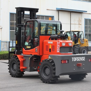 Topsense China Famosa Marca 4x4 Carretilla elevadora todoterreno Carretilla elevadora diésel para terrenos difíciles de 3 toneladas - Product Image 5
