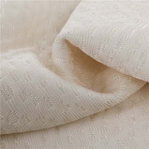 Fundas de Almohada de Bambú Blanco, Diseño Nuevo, Súper Lujosas y Elegantes, con 3 Capas, Diseño Liso con Patrón de Plantas, Cierre Oculto, para Uso en el Hogar y Hoteles - Product Image 4