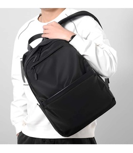 Mochila Unisex de Nailon de 20-37L, Impermeable, con Cierre de Cremallera, Asa Suave, para Uso Diario, Escolar y Laboral - Product Image 2