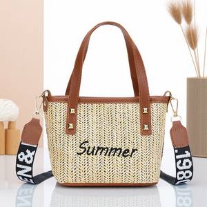 กระเป๋าถือแฟชั่นผู้หญิง Amiqi T1291 สำหรับฤดูร้อน/ฤดูใบไม้ร่วง/ฤดูหนาว  กระเป๋าชายหาดใบใหญ่  กระเป๋าช้อปปิ้งใส  วัสดุ PU  ทอจากฟาง  ขายดี  ขายส่ง - Product Image 5