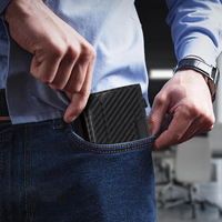 Portefeuille Pop-up RFID en Alliage d'Aluminium et Cuir Crazy Horse Imprimé Fibre de Carbone pour Homme – Idéal pour le Dropshipping et les Cadeaux