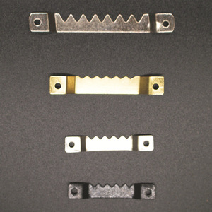ตะขอเกี่ยวรูปตัวโอแบบมีฟันเลื่อย ยี่ห้อ Jinfa Hardware ผลิตจากโลหะผสมสังกะสี สำหรับอุปกรณ์ตกแต่งกรอบรูป แบบโค้งสูง ตะขอเกี่ยวแบบซ่อนสองรูปตัวโอ - Product Image 4