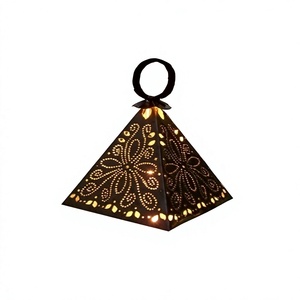 Lámpara Colgante LED de Metal Hecha a Mano de Alta Calidad con Diseño Nuevo, Forma Triangular Geométrica, Decoración para el Hogar y Bodas, Venta al Por Mayor - Product Image 1