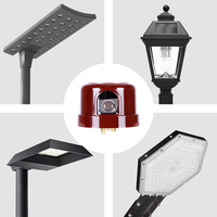 Lampe de rue extérieure CNRIYA avec capteur thermique jour/nuit à commande photoélectrique, LED, indice de protection IP54, modèle BF-2210T, fabriquée au Zhejiang, intelligente