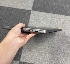 เกรด A สำหรับ MacBook Pro 2023 รุ่น A2780 M2 Pro 16G 512G มือสอง ปลดล็อคแล้ว แล็ปท็อปธุรกิจ คอมพิวเตอร์ราคาประหยัด ราคาถูก คอมพิวเตอร์สำหรับนักเรียน - Product Image 3