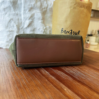 Tas Selempang Wanita Trendy Ukuran Sedang, Tekstur Suede Retro, Dua Pegangan Atas, Tali Selempang Dapat Disesuaikan, Cocok untuk Kantor