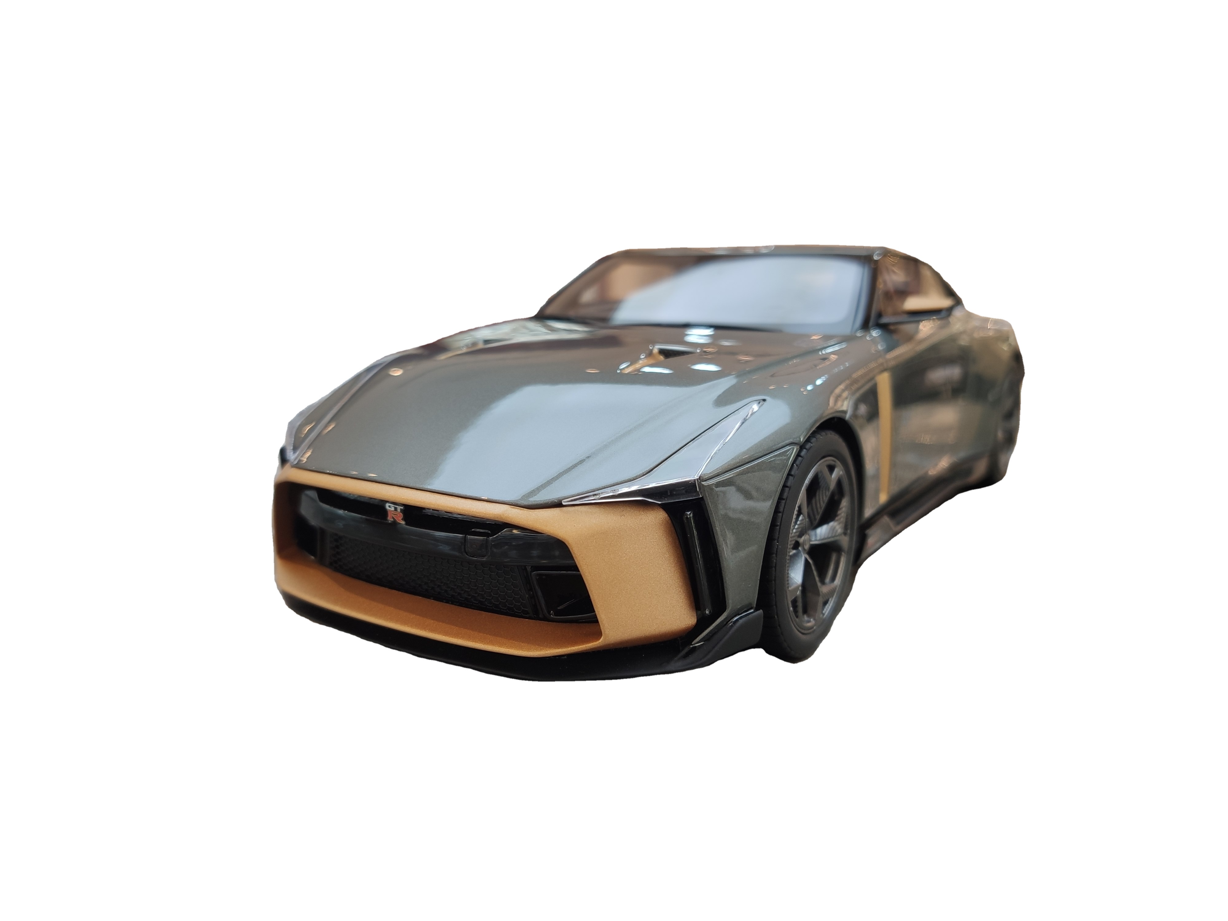GT Spirit 1:18 Nissan GTR R50 Limited Edition Resin Model