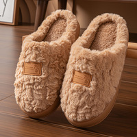Chaussons en peluche pour hommes et femmes, chauds et moelleux pour l'hiver, à bout fermé, antidérapants, à semelle épaisse, pour la maison, pour couple