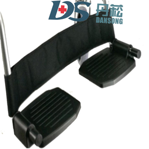 Silla de ruedas <span class=keywords><strong>manual</strong></span> Rueda trasera de 16 pulgadas Rueda sólida Silla de ruedas plegable - Product Image 4