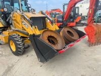 Pala Gommata JCB 3CX con Retroescavatore Modello 2026 Trazione 4x4x4 per Uso Agricolo e Fattoria - Retroescavatori JCB 3CX 4CX