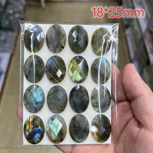 Nouveauté Labradorite bleue brillante polie sculptée cabochons ronds en pierre de palmier Labradorite naturelle cristal pierres lâches à vendre - Product Image 4