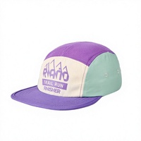 Gorra de camping de malla de poliéster de 5 paneles personalizada con estampado de letras, transpirable, para correr, deportes al aire libre y viajes